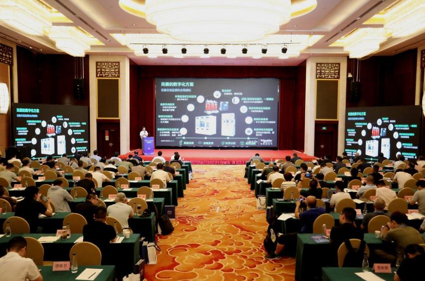交通能源深度融合，施耐德電氣以綠智創(chuàng)新方案筑牢鐵路安全基石